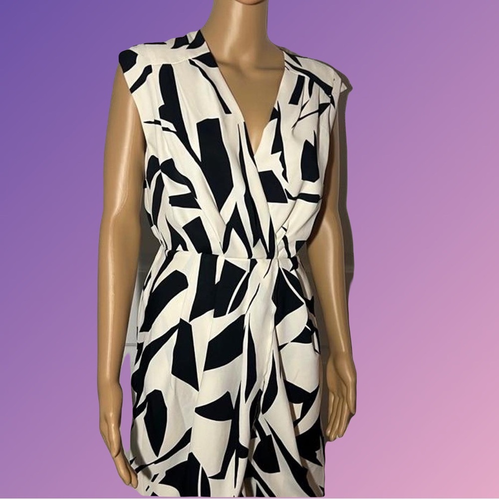 NWT Express Black & White Geo Print Sleeveless Dress, Women’s S